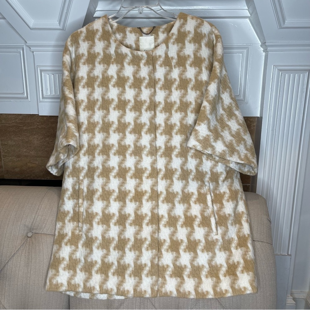 Anthropologie Elevenses Houndstooth Wrap Coat, Size M/L, Cape style No Belt